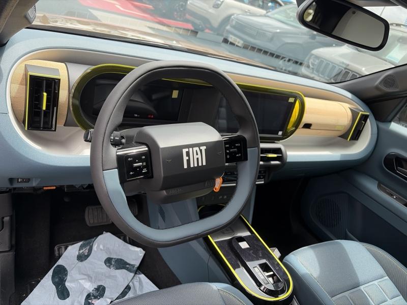 Image FIAT Grande Panda 1.2 Hybrid Turbo 110ch La Prima eDCT6