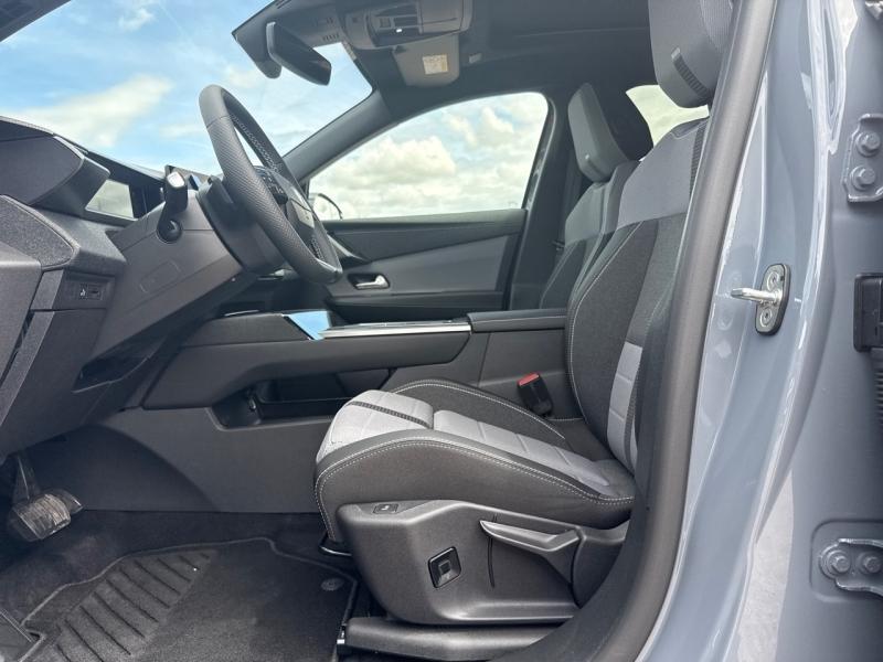 Image OPEL Grandland 1.2 Turbo Hybrid 145ch Ultimate e-DCT6