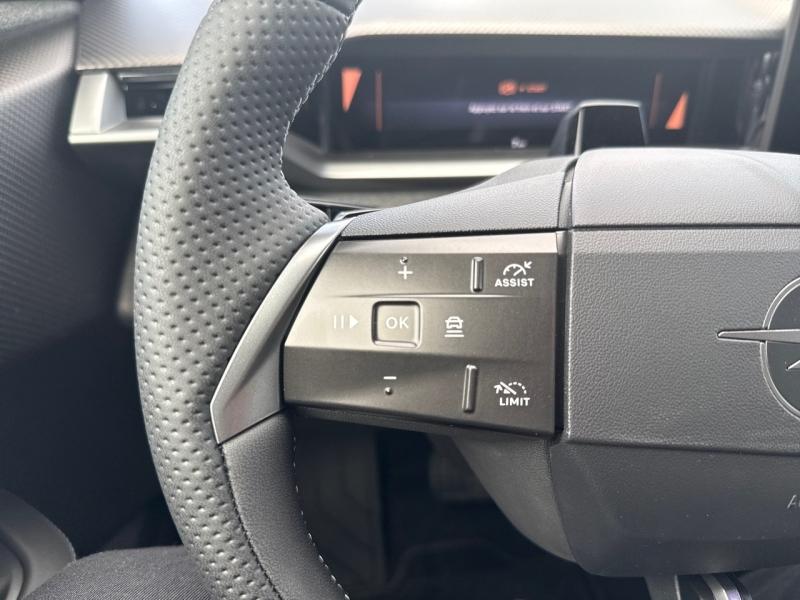 Image OPEL Grandland 1.2 Turbo Hybrid 145ch Ultimate e-DCT6