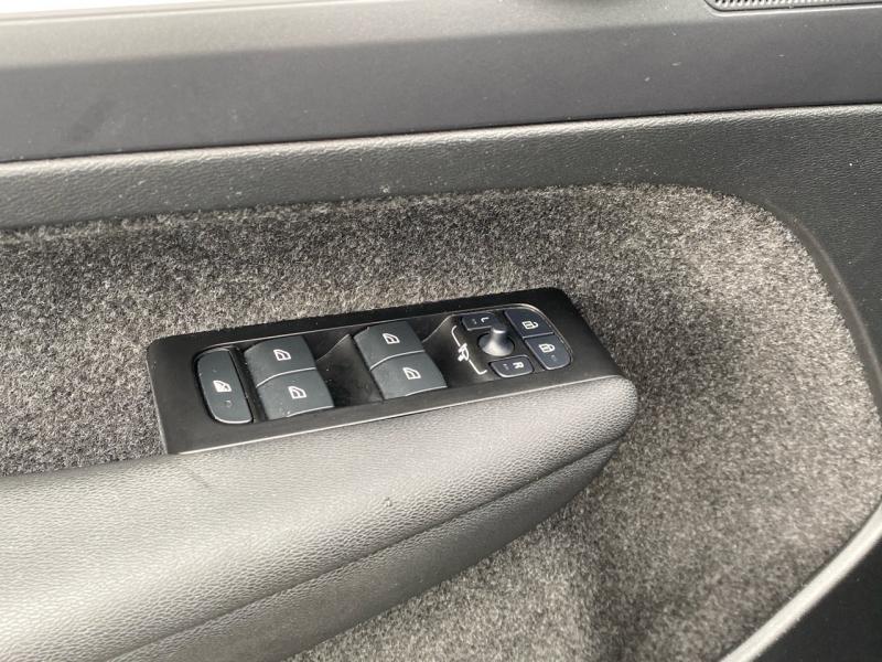 Image VOLVO XC40 T4 Recharge 129 + 82ch Inscription Business DCT 7