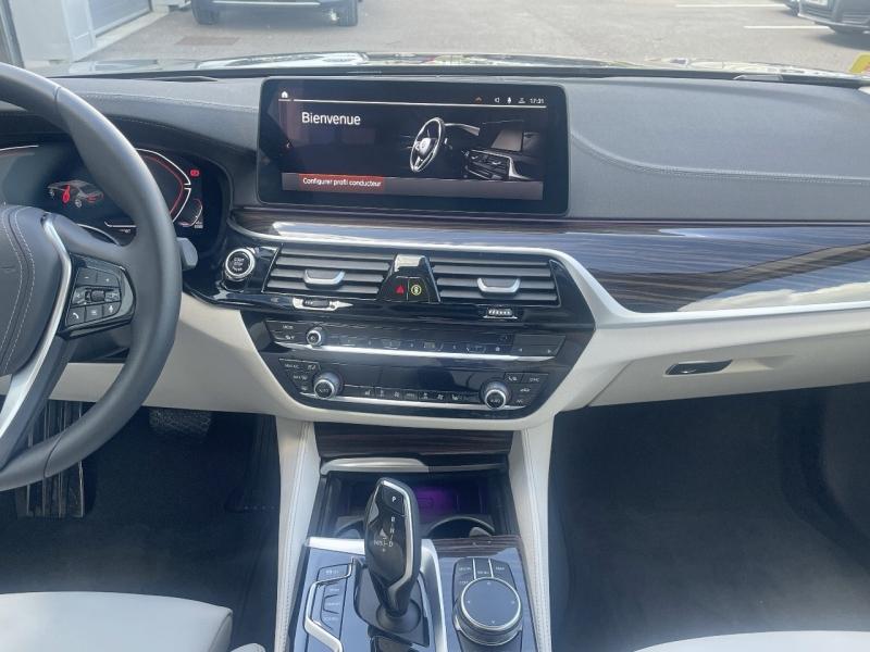 Image BMW Série 5 520dA 190ch Luxury Steptronic