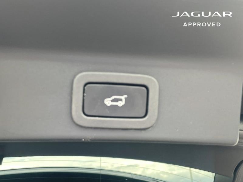 Image JAGUAR F-Pace P400e Plug-in-Hybrid SE BVA8 AWD