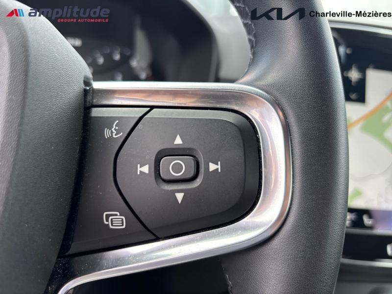 Image VOLVO XC40 T2 129ch Momentum Business Geartronic 8