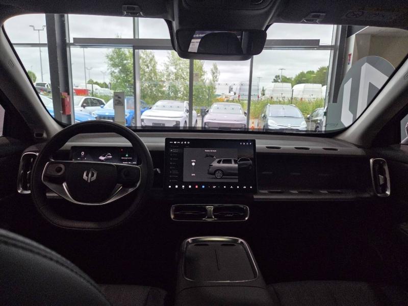 Image LEAPMOTOR B10 REEV 218ch 18,8 kWh Design