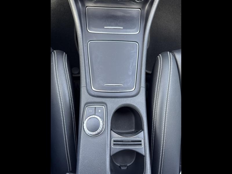 Image MERCEDES-BENZ CLA 200 Starlight Edition 7G-DCT Euro6d-T