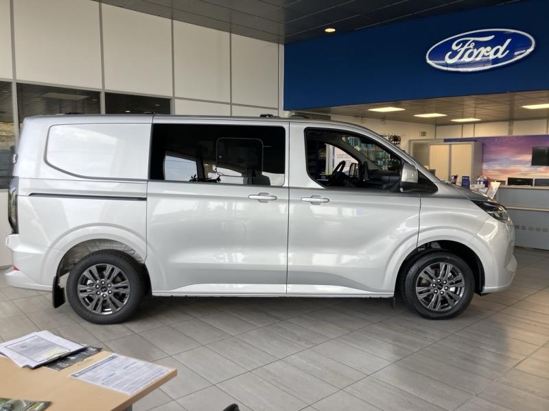 Image FORD Transit CUSTOM CAB APP 320 L1H1 2.5L Duratec 232 ch hybride rech CVT LIMITED