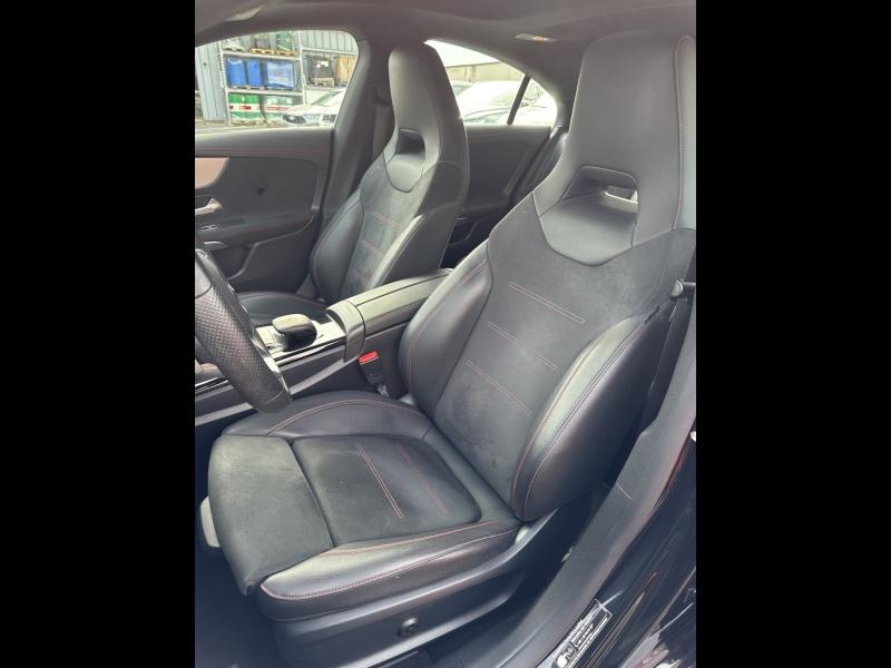 Image MERCEDES-BENZ CLA 200 d 150ch AMG Line 8G-DCT 8cv