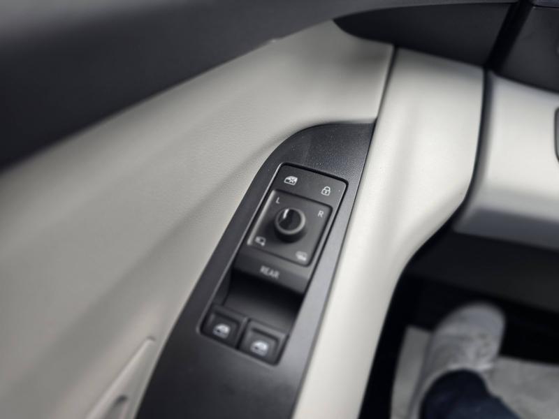 Image FORD Explorer EV SUV RWD Extended Range 79 kWh 286 ch Select