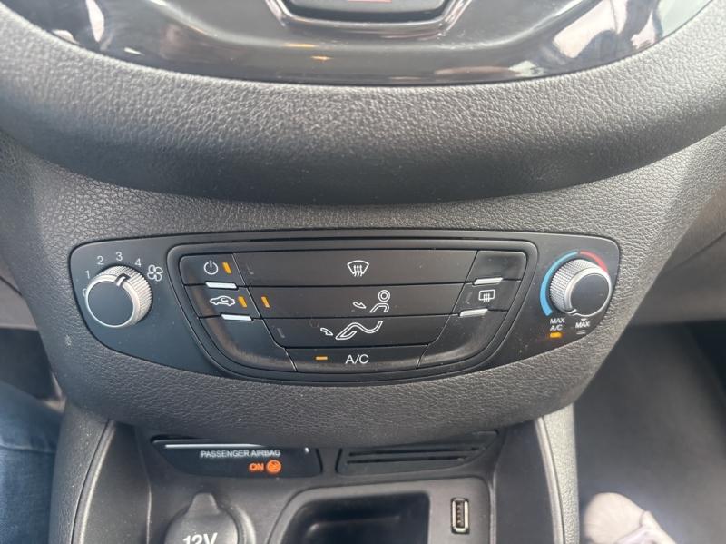 Image FORD Tourneo Courier 1.0E 100ch Titanium
