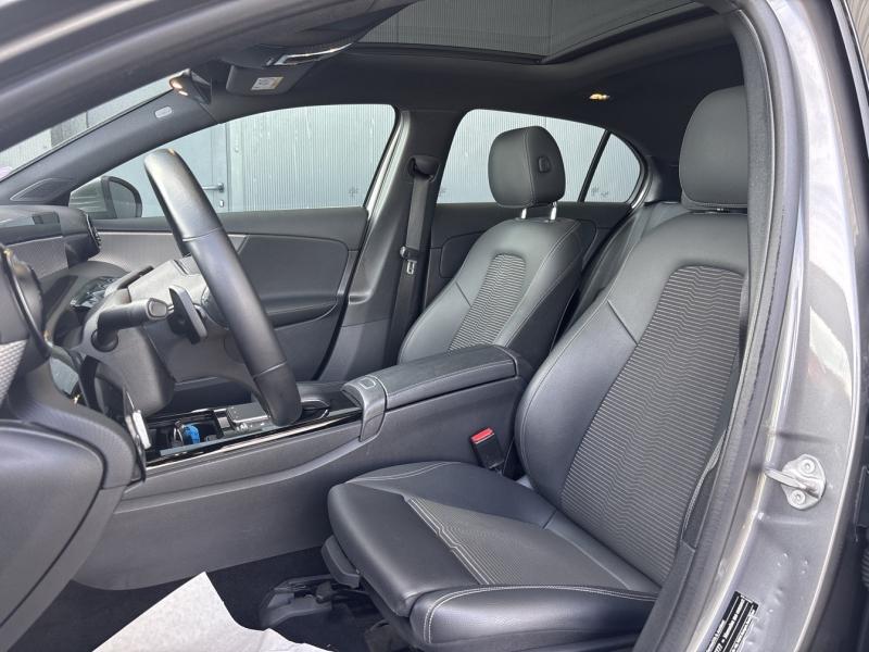 Image MERCEDES-BENZ Classe A 180 136ch Style Line 7G-DCT