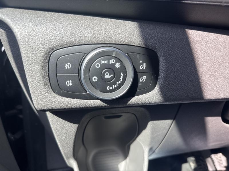 Image FORD Transit Custom Kombi 320 L2H1 2.0 EcoBlue 130 ch mHEV Trend Business