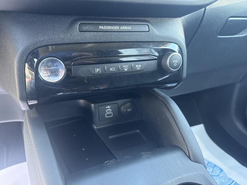 Image FORD Kuga 2.5 Duratec 180 ch Hybrid FlexiFuel Titanium Business Powershift