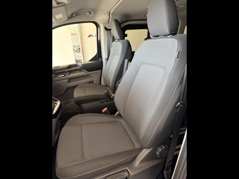 Image FORD Tourneo Custom 320 L2H1 2.0 EcoBlue 170ch Titanium BVA8