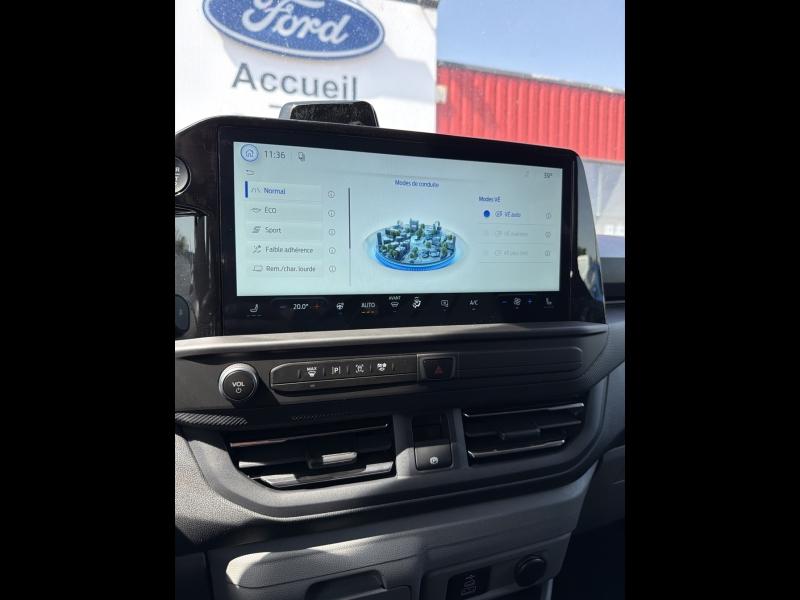 Image FORD Transit Custom Fg 320 L2H1 2.5 Duratec 232ch Hybride recheargeable Cabine Approfondie Limited CVT