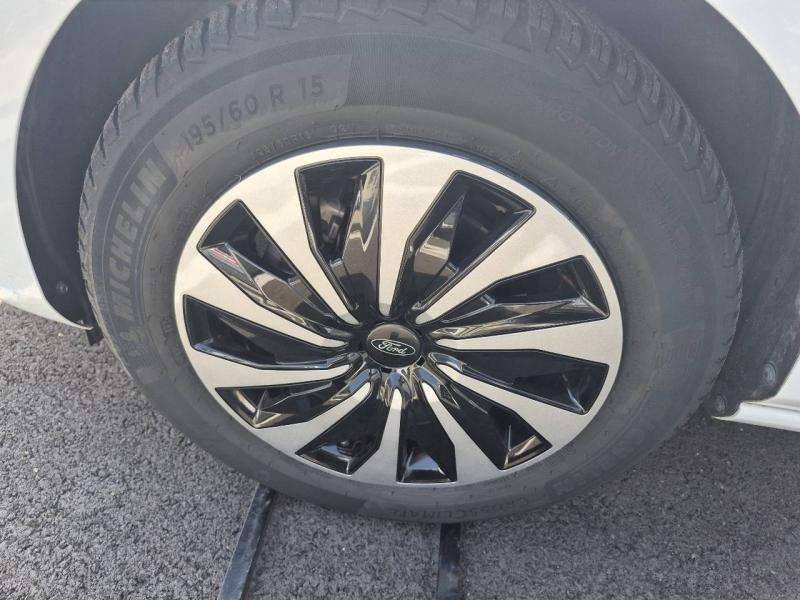 Image FORD Fiesta 1.0 Flexifuel 95ch Titanium Business 5p