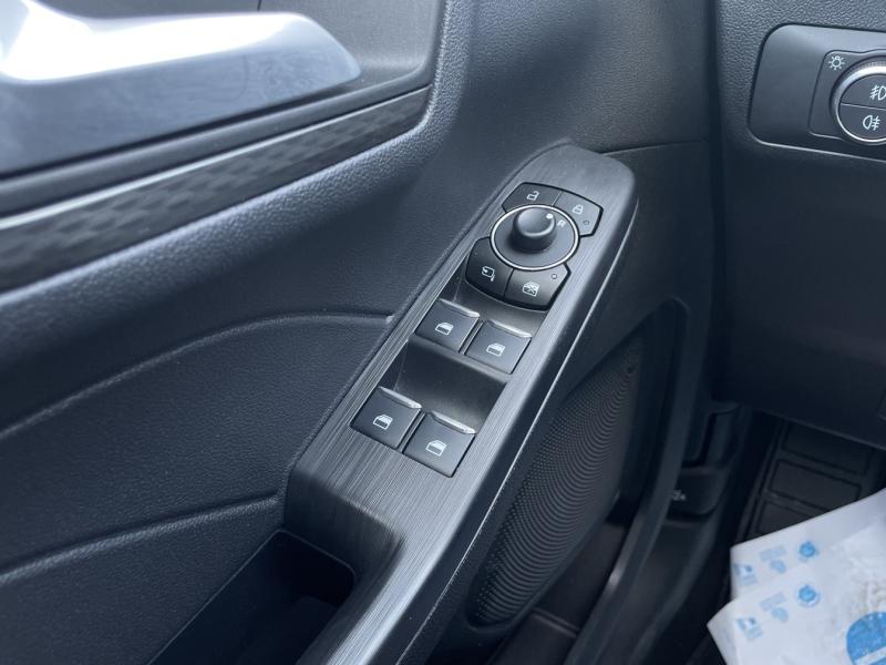 Image FORD Kuga 2.5 Duratec 180 ch Hybrid FlexiFuel Titanium Powershift