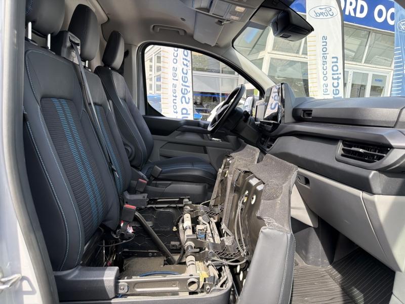 Image FORD Transit Custom Fg 320 L1H1 2.5 Duratec 232ch Hybride rechargeable Limited CVT