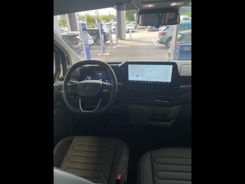 Image FORD Tourneo Custom 320 L2H1 2.0 EcoBlue 170ch Titanium BVA8