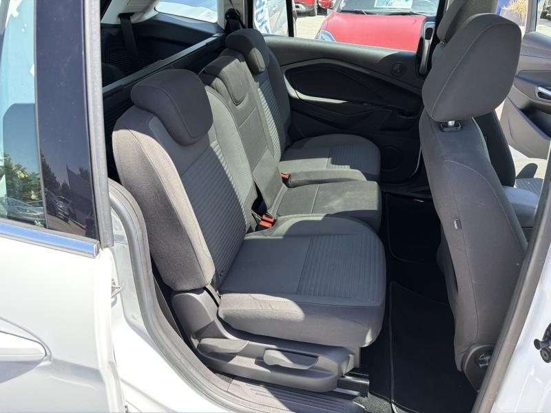 Image FORD Grand C-MAX 1.5 TDCi 120ch Stop&Start Titanium 7 PLACES