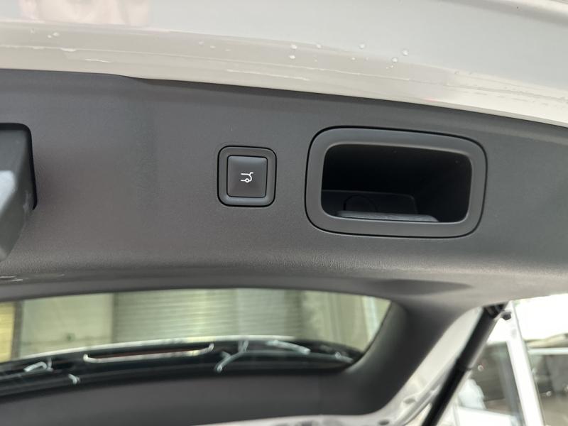 Image LEAPMOTOR B10 REEV 218ch 18,8 kWh Design