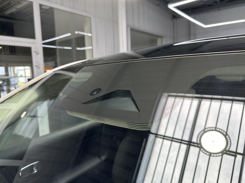 Image LEAPMOTOR B10 REEV 218ch 18,8 kWh Design