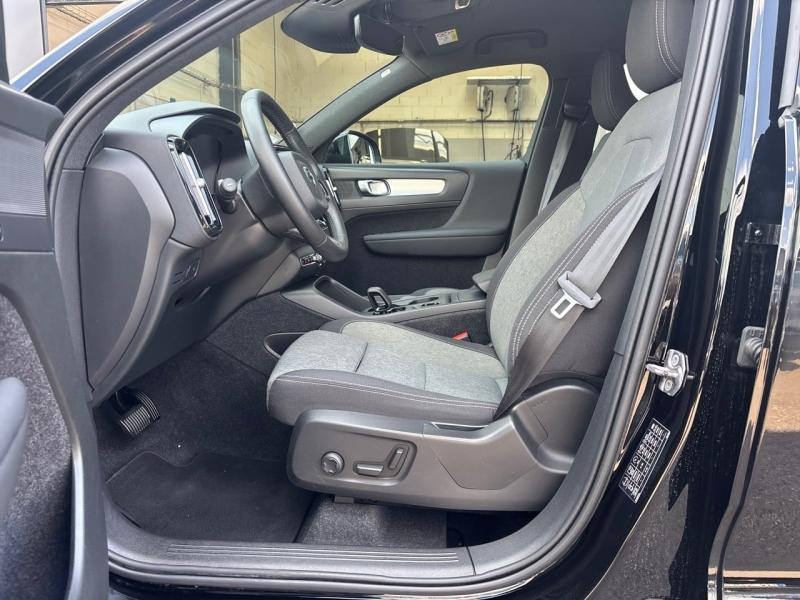Image VOLVO XC40 T2 129ch Momentum Business Geartronic 8