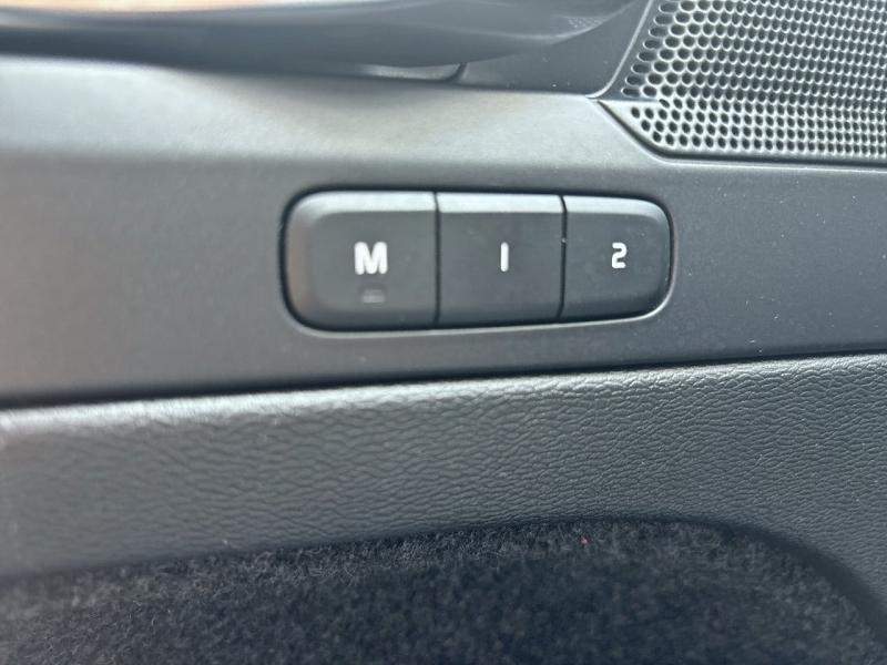 Image VOLVO XC40 T2 129ch Momentum Business Geartronic 8
