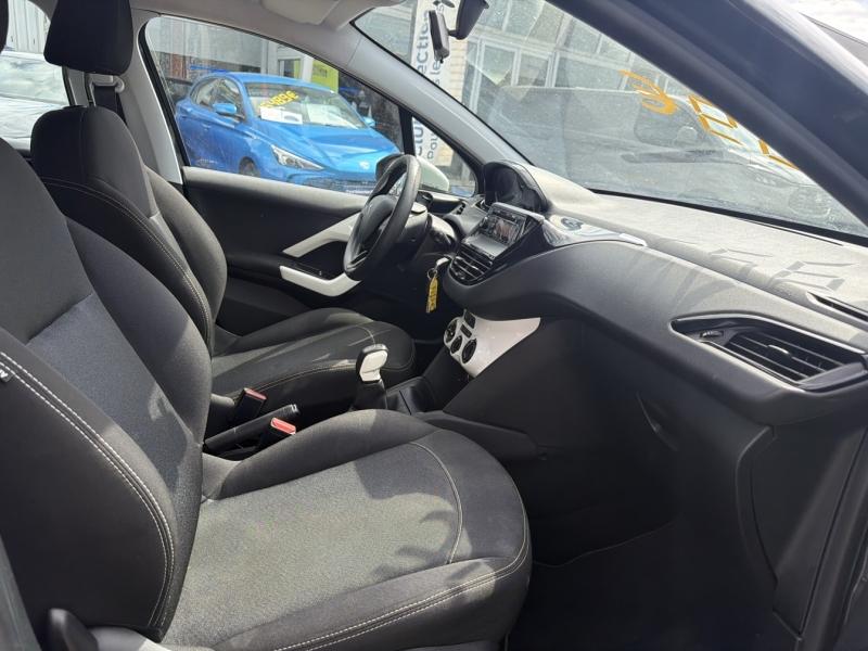 Image PEUGEOT 208 1.2 PureTech 68ch Like 5p