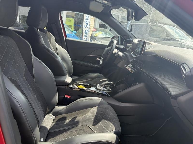 Image PEUGEOT 2008 1.2 PureTech 155ch S&S GT EAT8