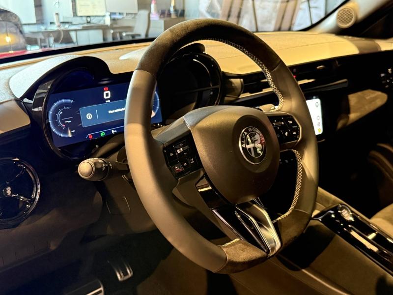 Image ALFA ROMEO Junior 1.2 Ibrida 145ch Sport Speciale e-DCT6