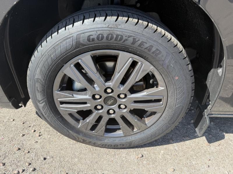 Image FORD Fourgon 320 L1H1 2.5L Duratec 232 ch hybride rechargeable CVT PHEV LIMITED