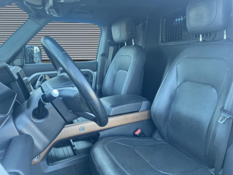 Image LAND-ROVER Defender 110 3.0 D250 Hard Top SE