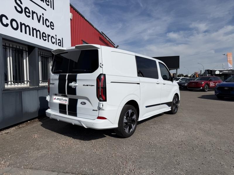 Image FORD Transit CUSTOM CAB APP 320 L1H1 2.0L EcoBlue diesel 170 ch BVA8 4x4 SPORT