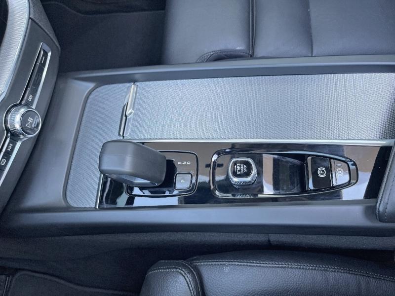 Image VOLVO XC60 B5 AdBlue AWD 235ch Ultimate Style Chrome Geartronic