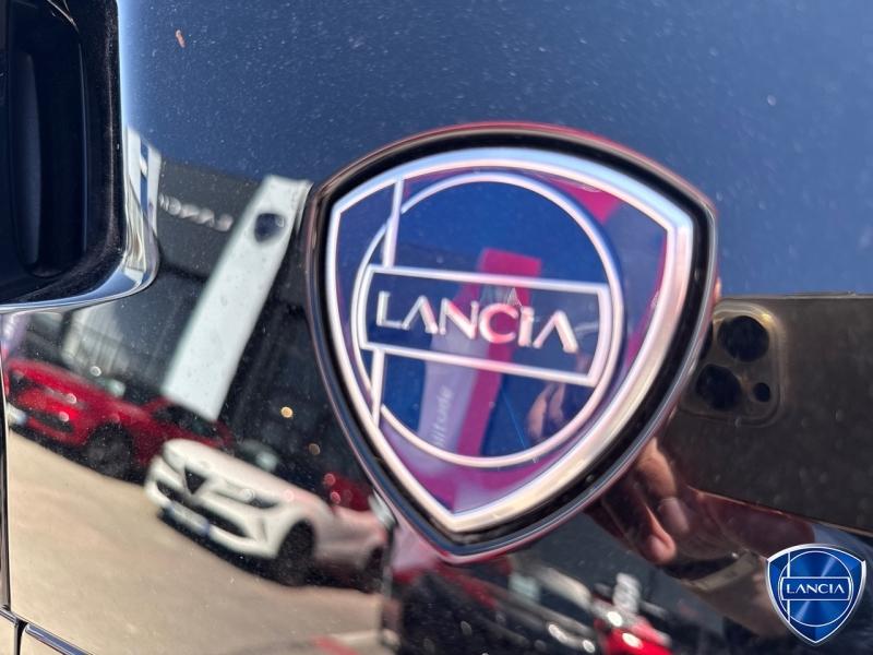 Image LANCIA Ypsilon 1.2 Ibrida 110ch HF Line eDCT6