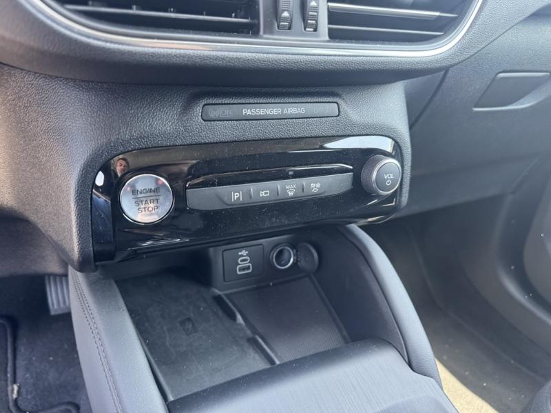 Image FORD Kuga 2.5 Duratec 180 ch Hybrid FlexiFuel Titanium Business Powershift