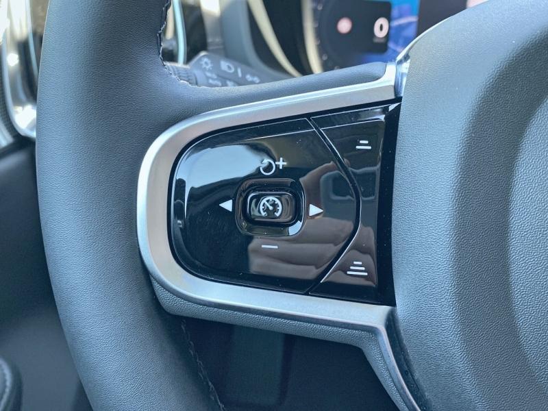 Image VOLVO V60 V60 Ultra  T6 AWD Hybride rechargeable  Hybride Rechargeable (Essence)  Chrome