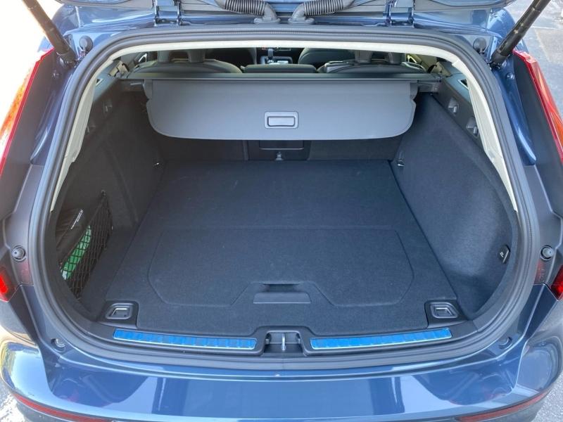 Image VOLVO V60 V60 Ultra  T6 AWD Hybride rechargeable  Hybride Rechargeable (Essence)  Chrome
