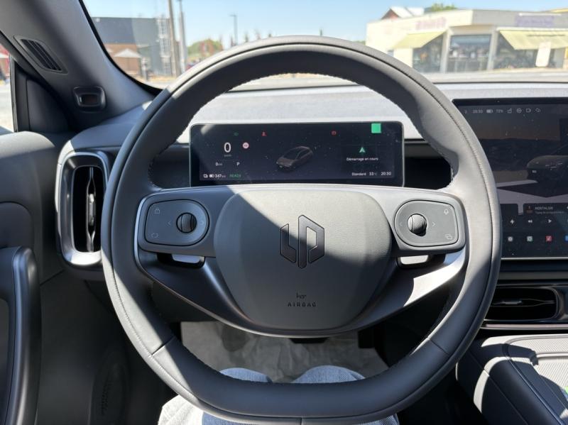 Image LEAPMOTOR B05 BEV 218ch Pro Max 67,1 kWh Design