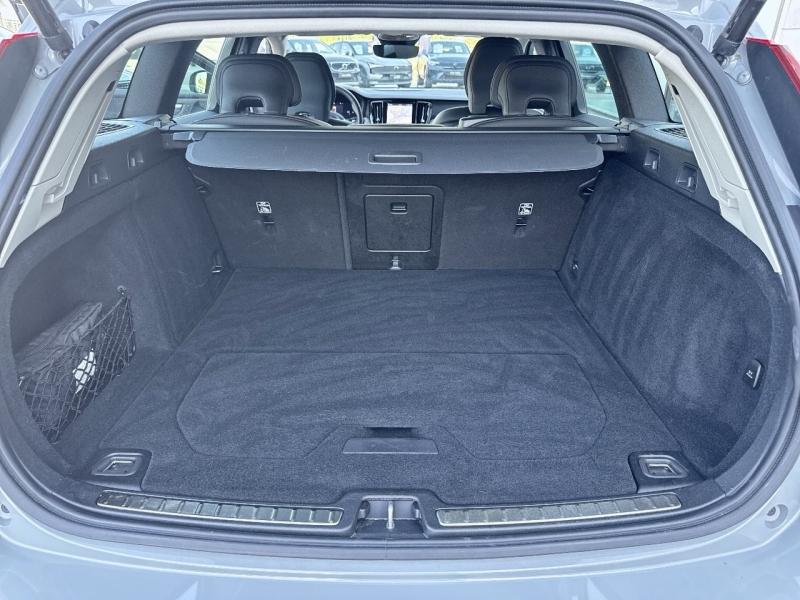 Image VOLVO V60 B4 197ch Ultra Style Dark DCT 7