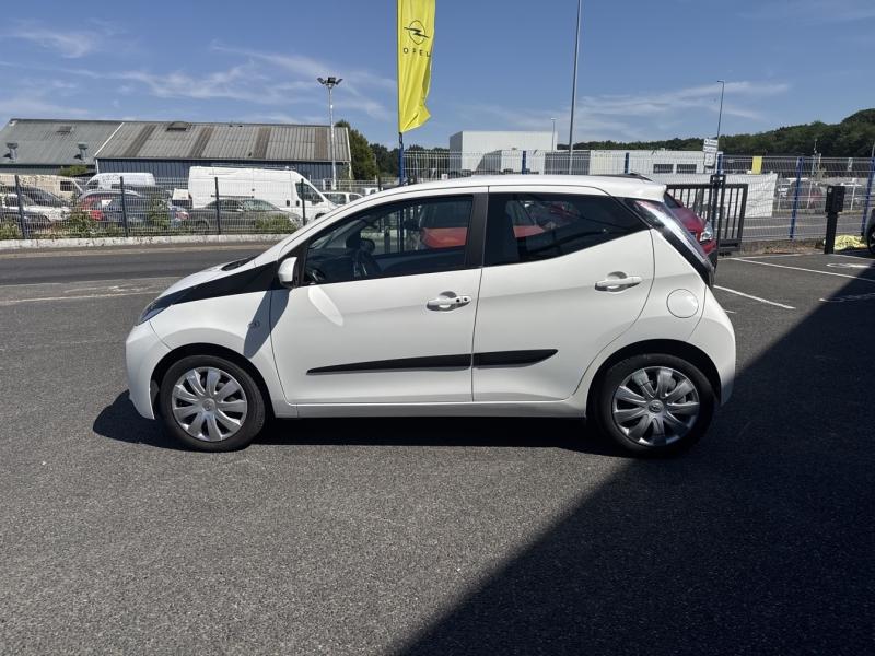 Image TOYOTA Aygo 1.0 VVT-i 69ch x-play x-shift 5p