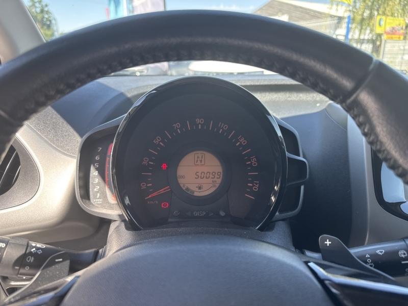 Image TOYOTA Aygo 1.0 VVT-i 69ch x-play x-shift 5p