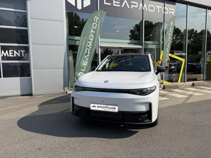 Image LEAPMOTOR C10 REEV 215ch 28,4 kWh Design MY25