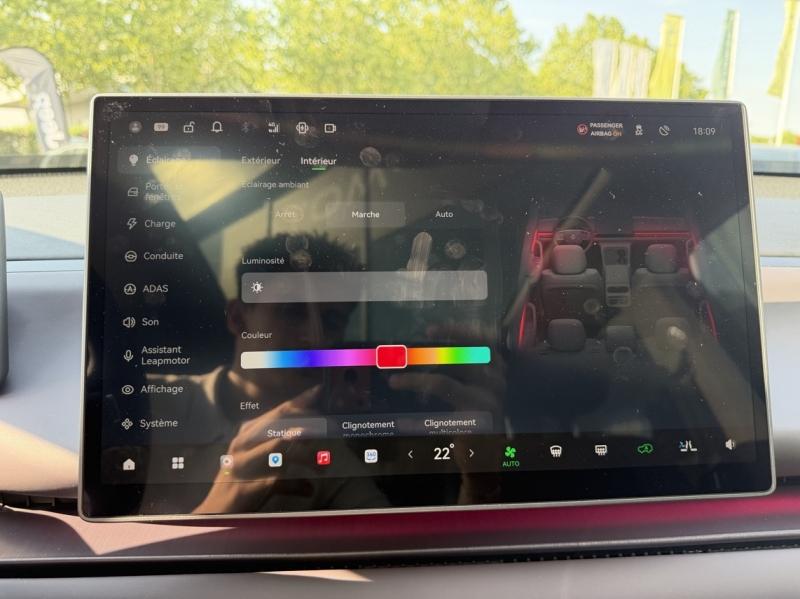 Image LEAPMOTOR C10 REEV 215ch 28,4 kWh Design MY25
