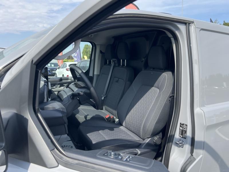 Image FORD Transit Custom Fg 320 L1H1 2.5 Duratec 232ch Hybride rechargeable Limited CVT