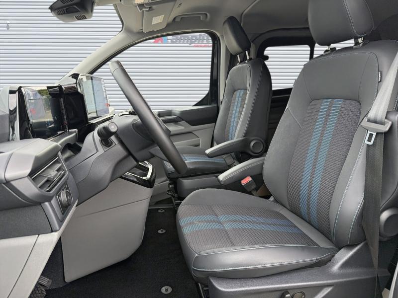 Image FORD Transit Custom Fg 320 L2H1 2.5 Duratec 232ch Hybride recheargeable Cabine Approfondie Sport CVT