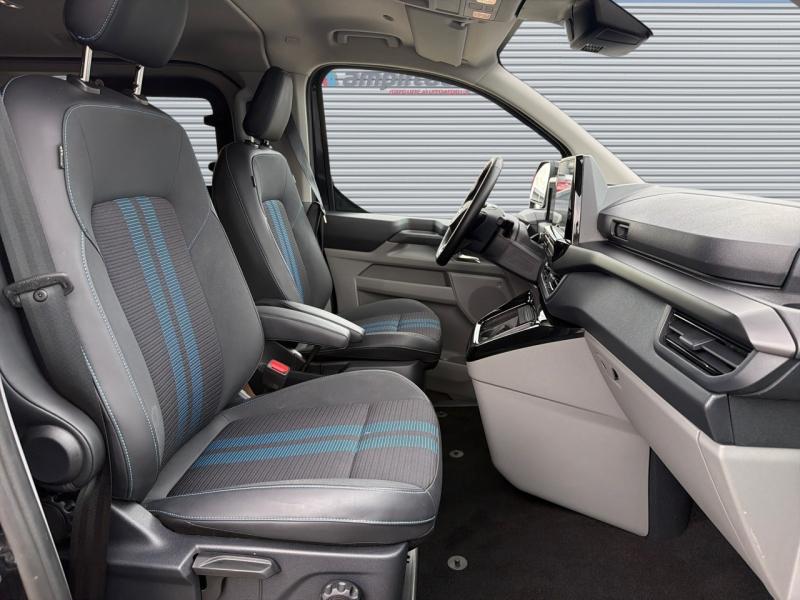 Image FORD Transit Custom Fg 320 L2H1 2.5 Duratec 232ch Hybride recheargeable Cabine Approfondie Sport CVT
