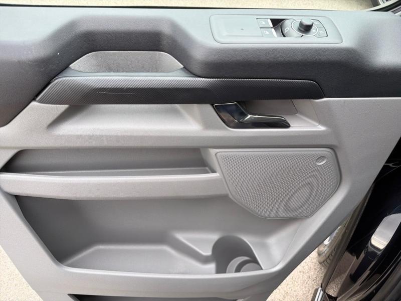 Image FORD Transit Custom Fg 320 L2H1 2.5 Duratec 232ch Hybride recheargeable Cabine Approfondie Sport CVT