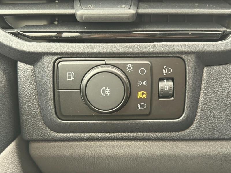 Image FORD Transit Custom Fg 320 L2H1 2.5 Duratec 232ch Hybride recheargeable Cabine Approfondie Sport CVT