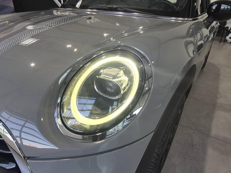 Image MINI Mini Cooper 136ch Edition Greenwich BVA7 109g